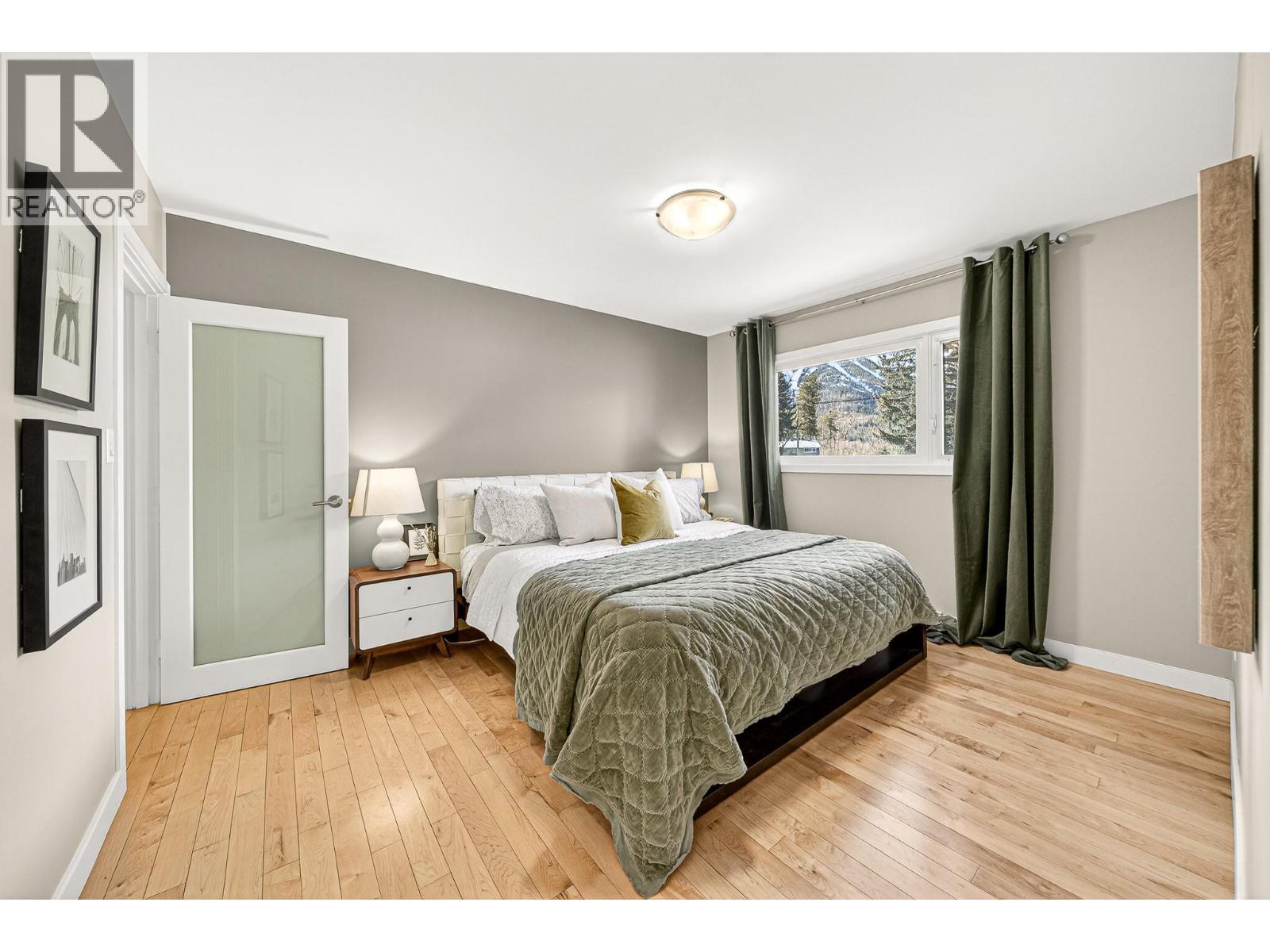  37 PARK Crescent, Fernie