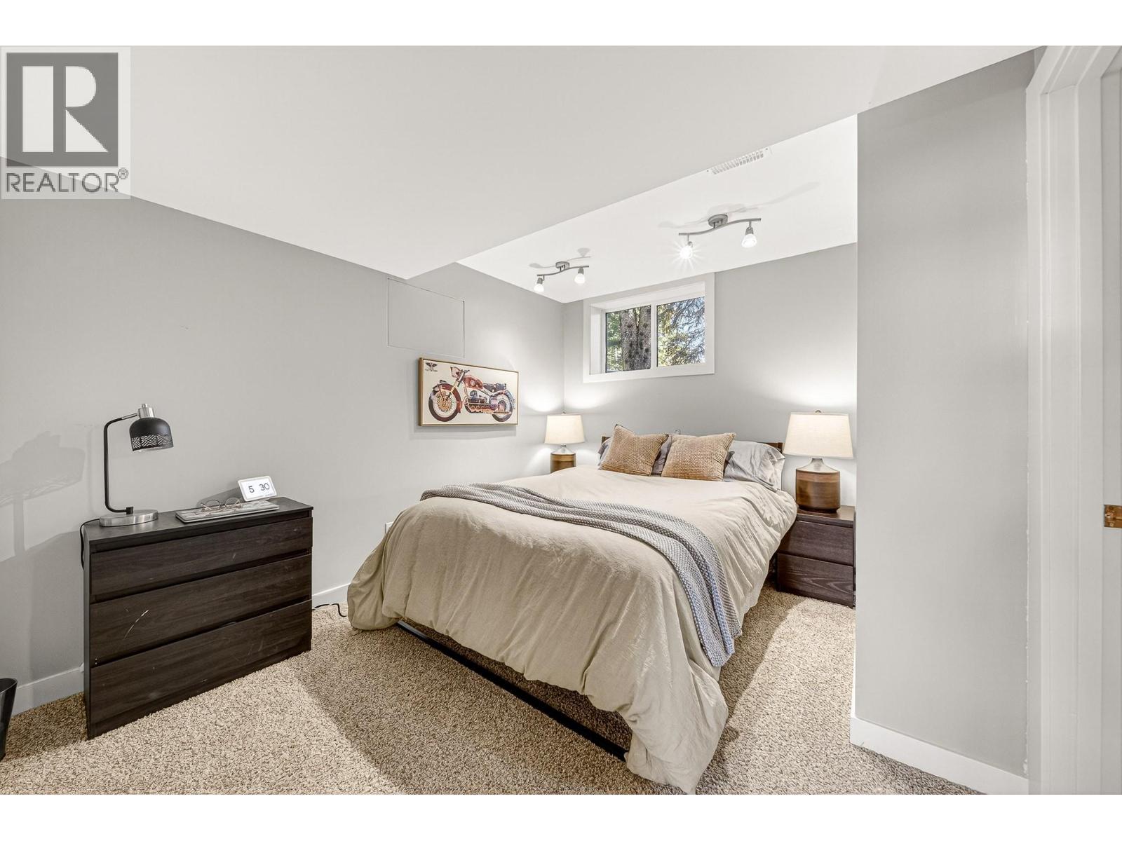  37 PARK Crescent, Fernie