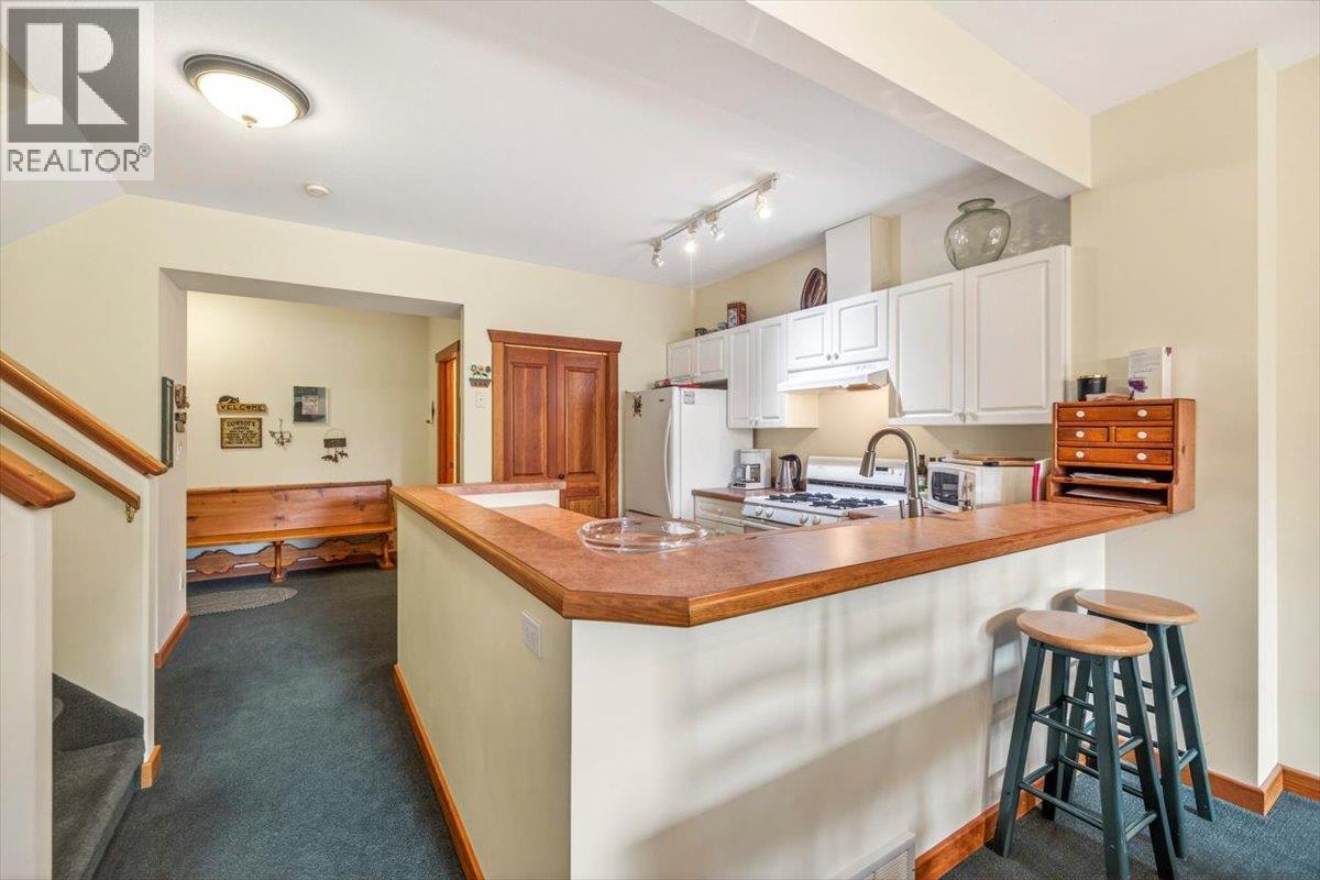 6 4576 Timberline Crescent, Fernie