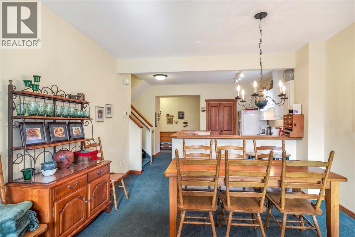 6 4576 Timberline Crescent, Fernie