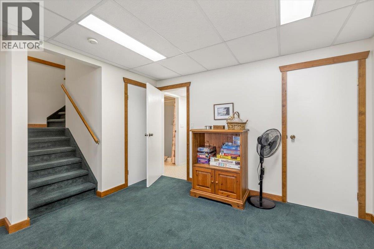 6 4576 Timberline Crescent, Fernie