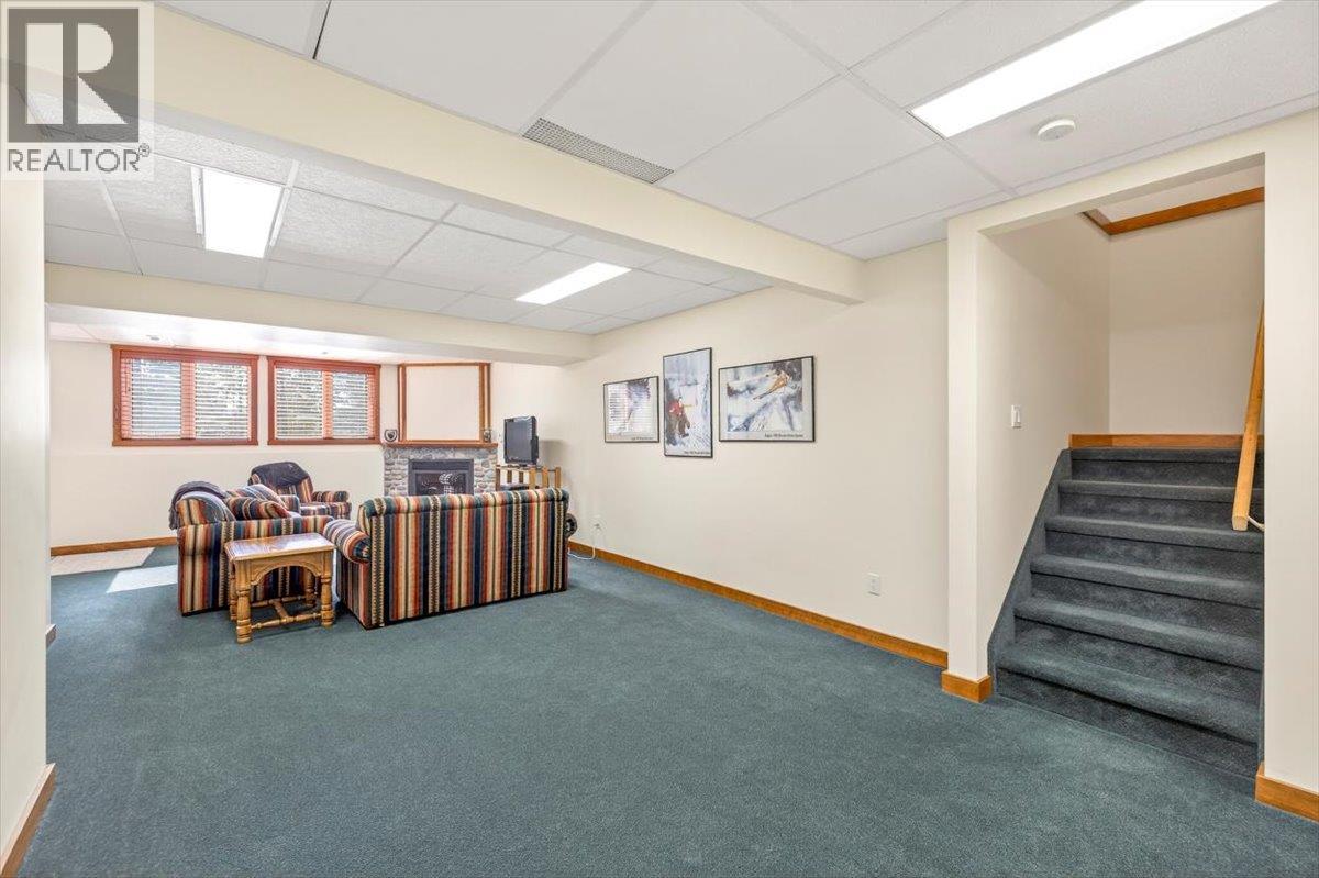 6 4576 Timberline Crescent, Fernie