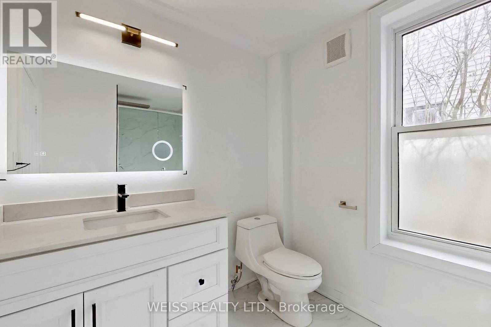 181 TALBOT STREET N - 40