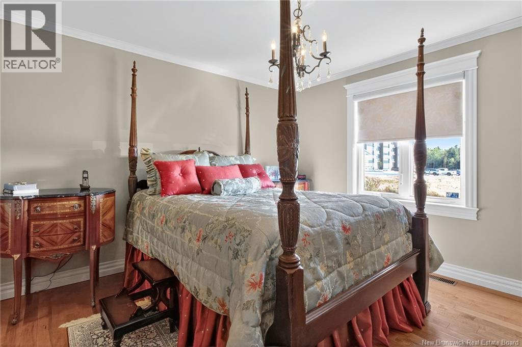 #118 19 PERFECTION LANE - 24