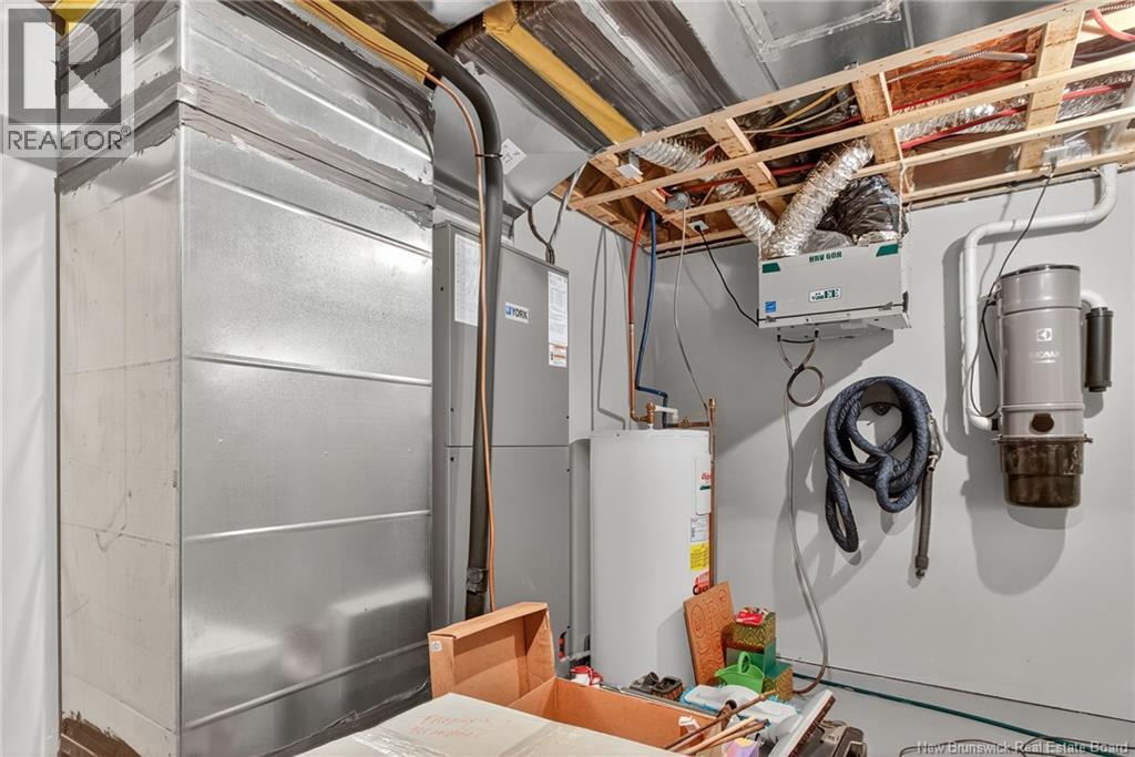 #118 19 PERFECTION LANE - 33