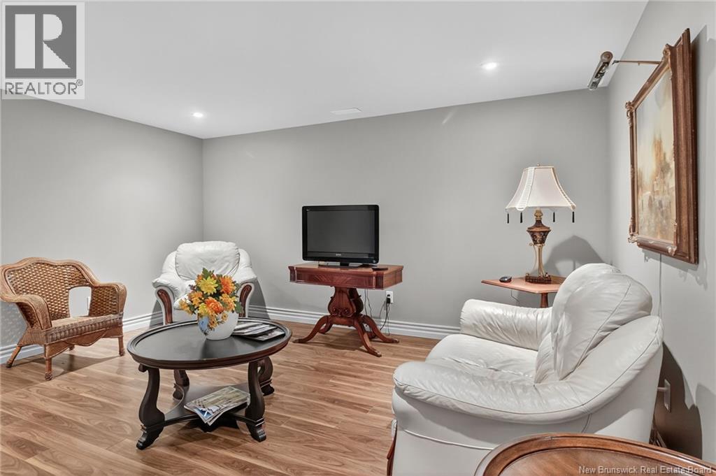 #118 19 PERFECTION LANE - 36