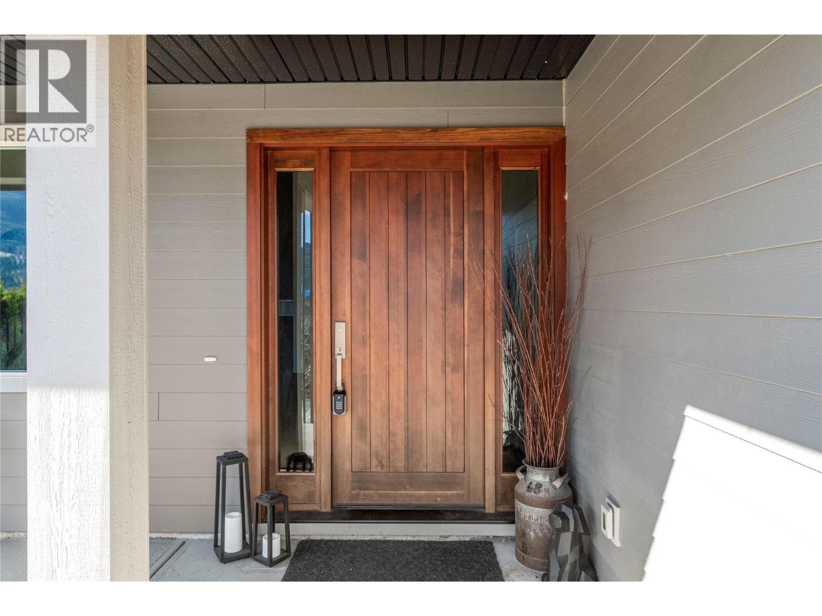  4590 71 Avenue, Salmon Arm