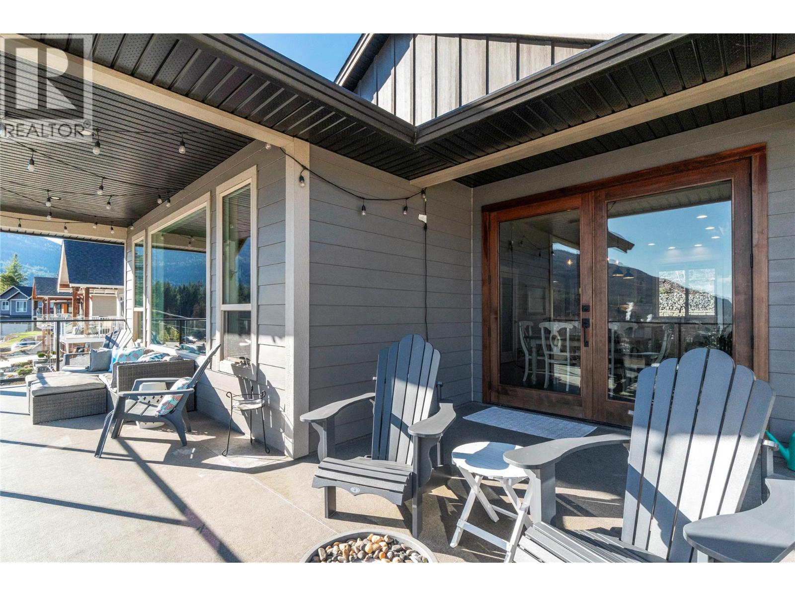  4590 71 Avenue, Salmon Arm