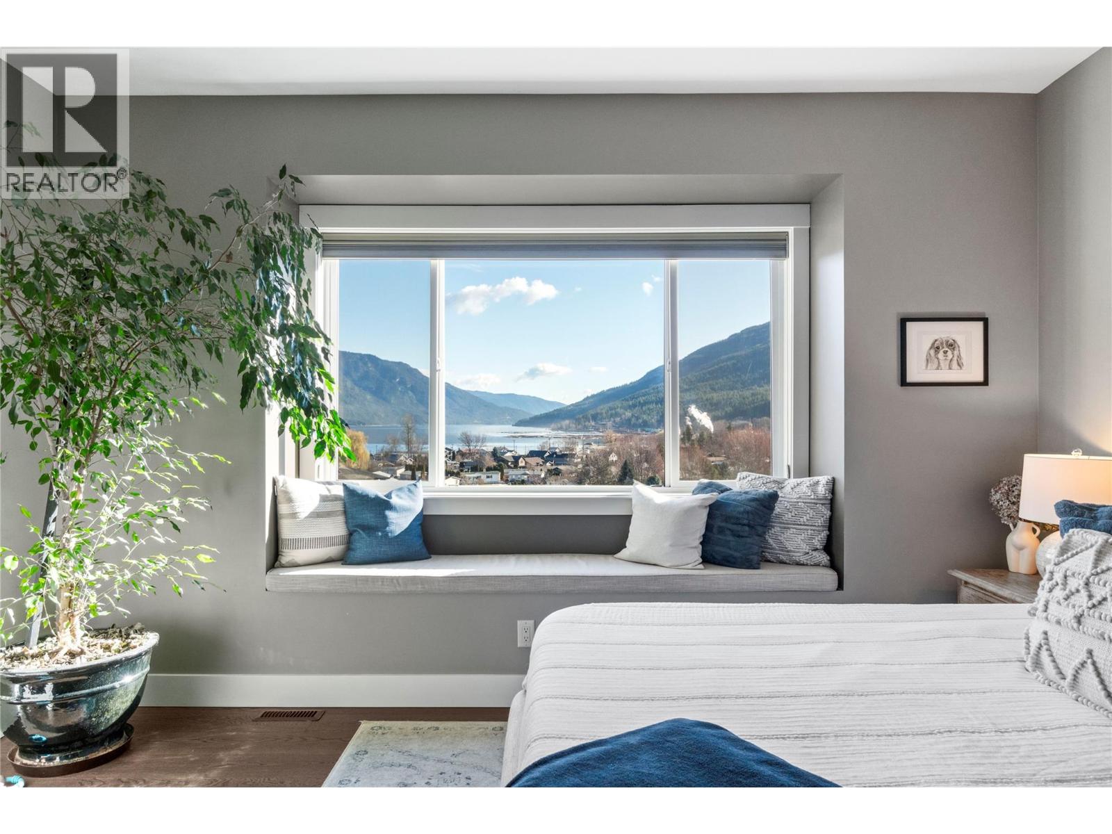  4590 71 Avenue, Salmon Arm