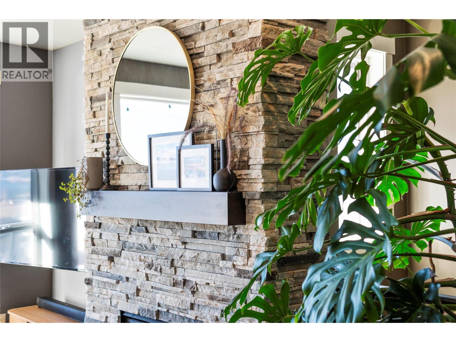  4590 71 Avenue, Salmon Arm