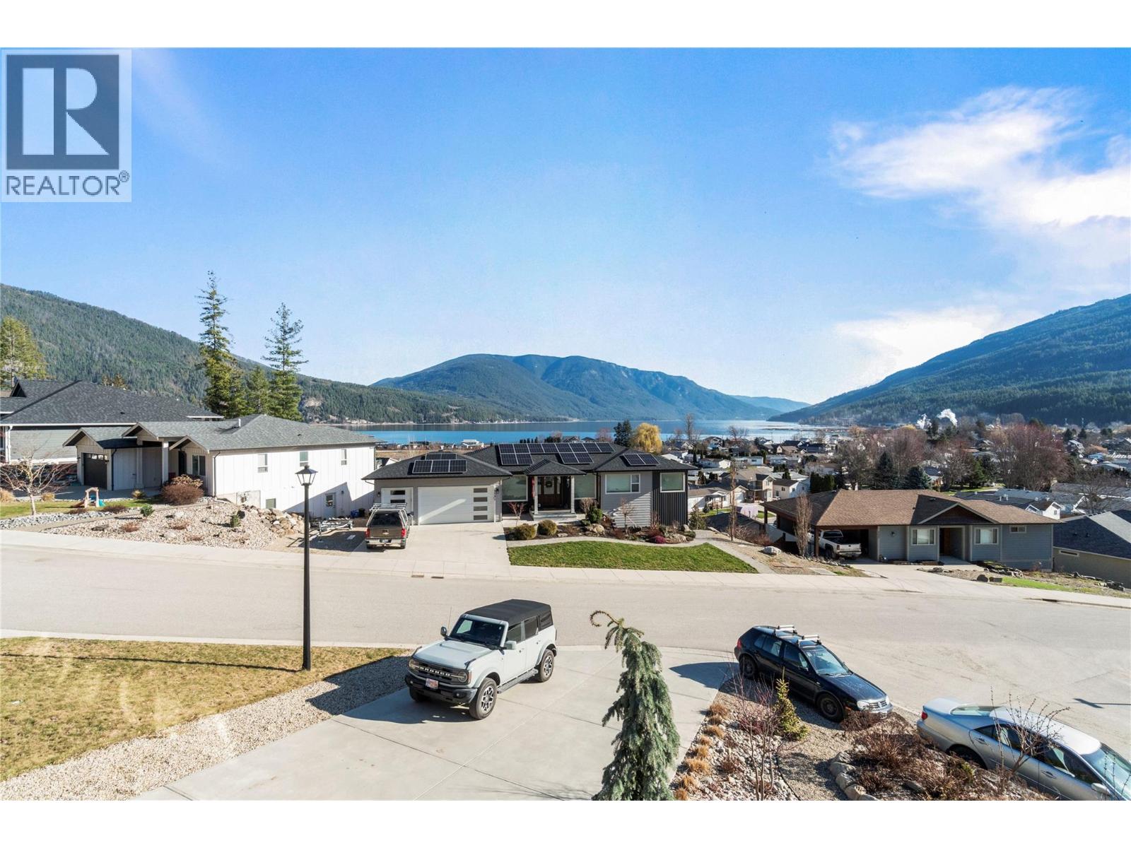  4590 71 Avenue, Salmon Arm