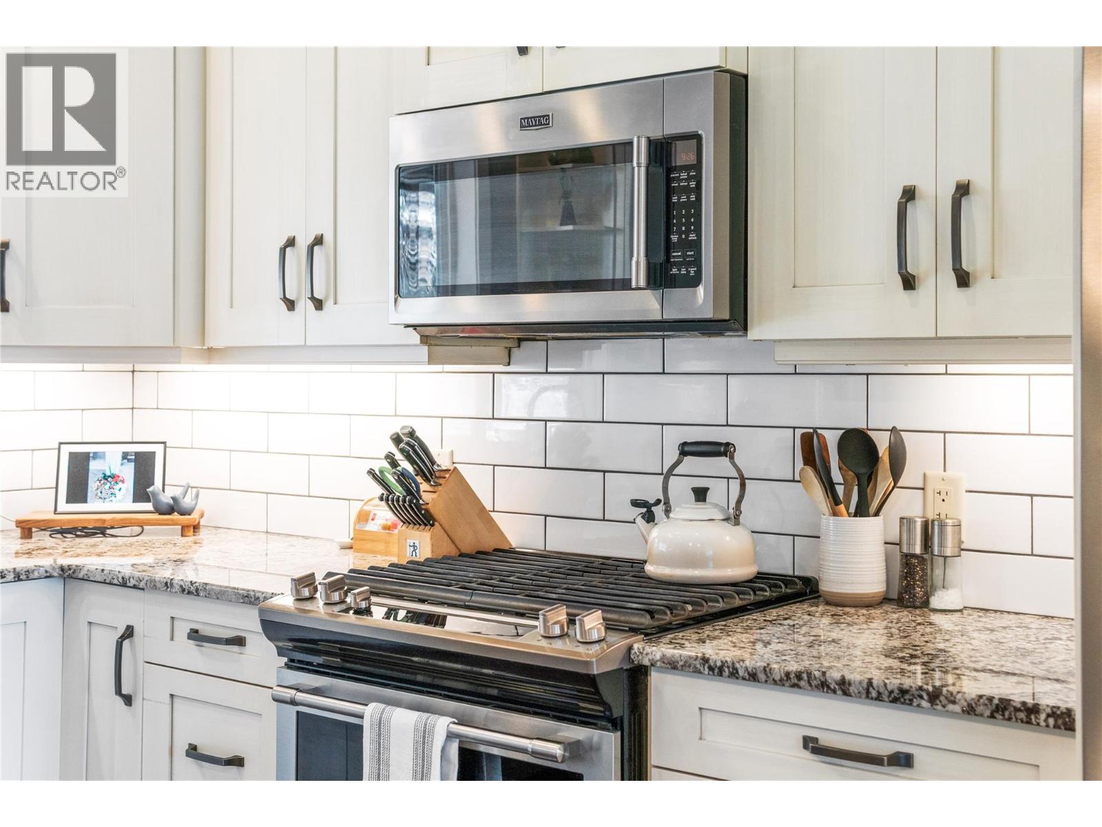  4590 71 Avenue, Salmon Arm