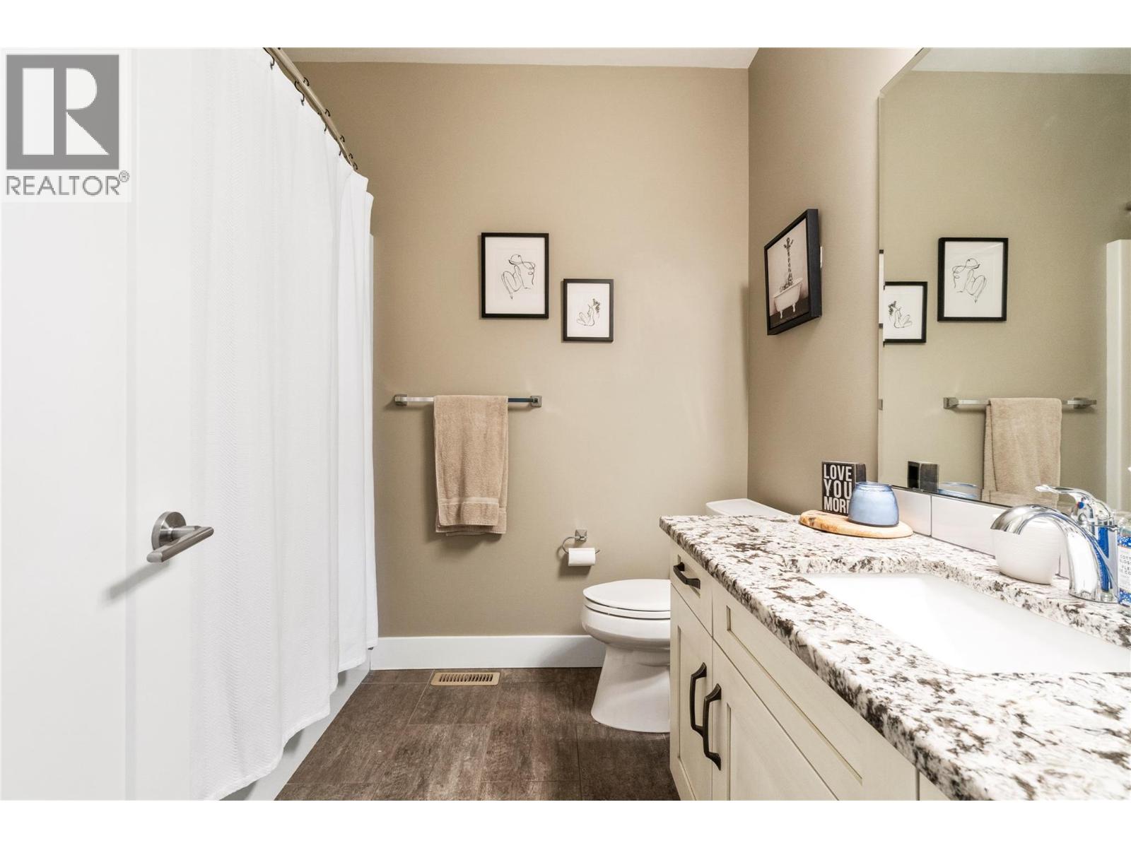  4590 71 Avenue, Salmon Arm