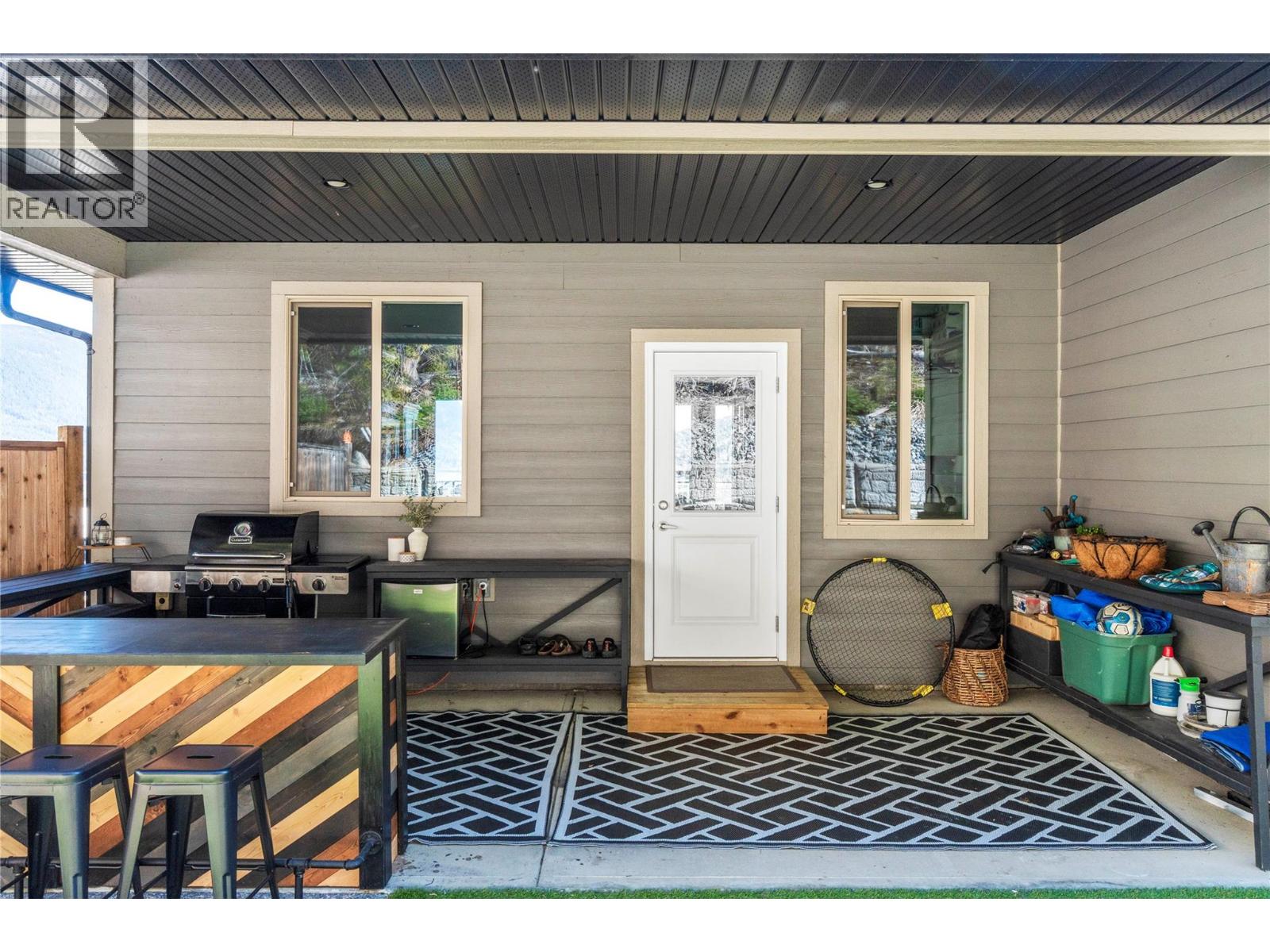  4590 71 Avenue, Salmon Arm