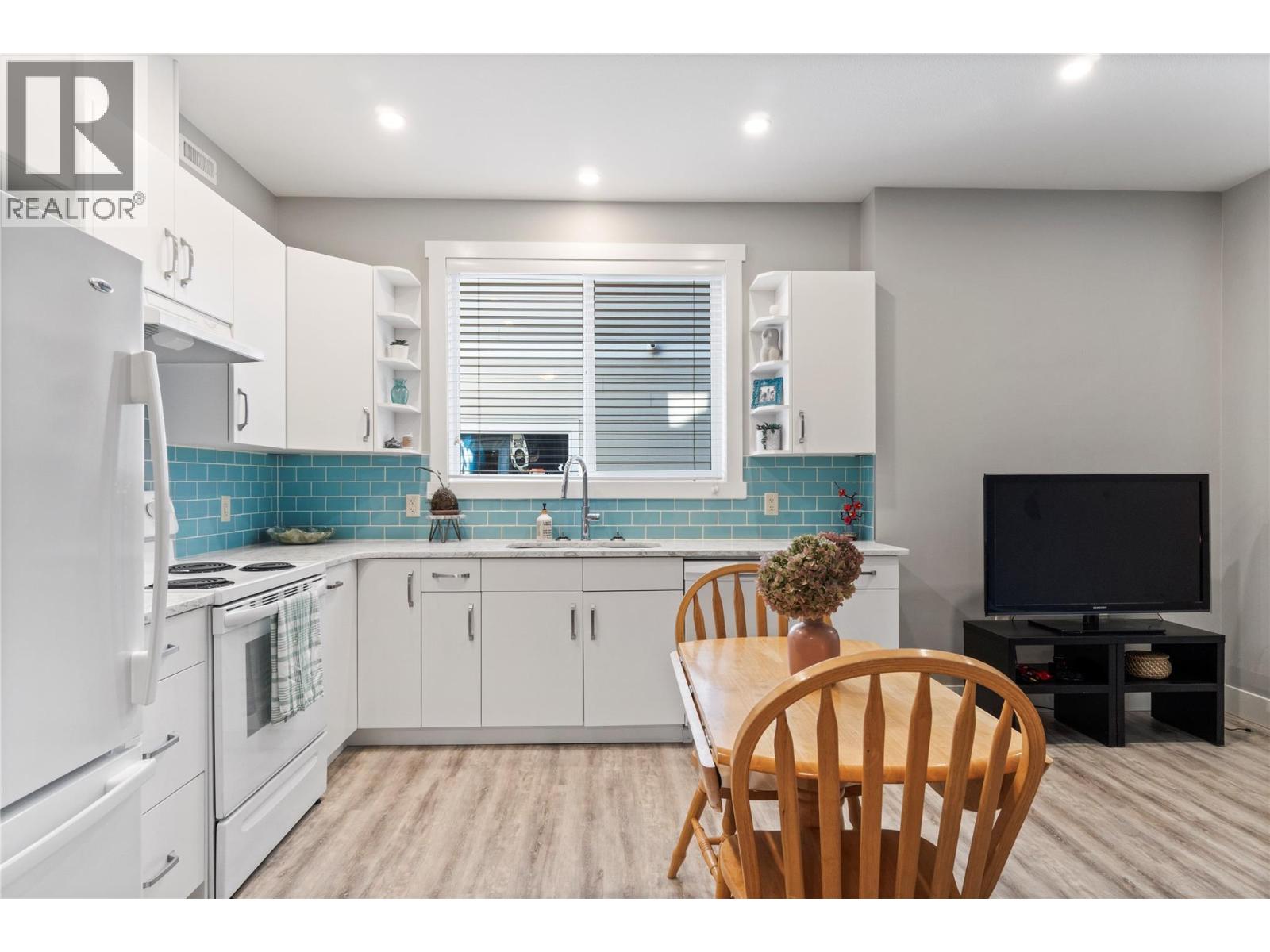  4590 71 Avenue, Salmon Arm