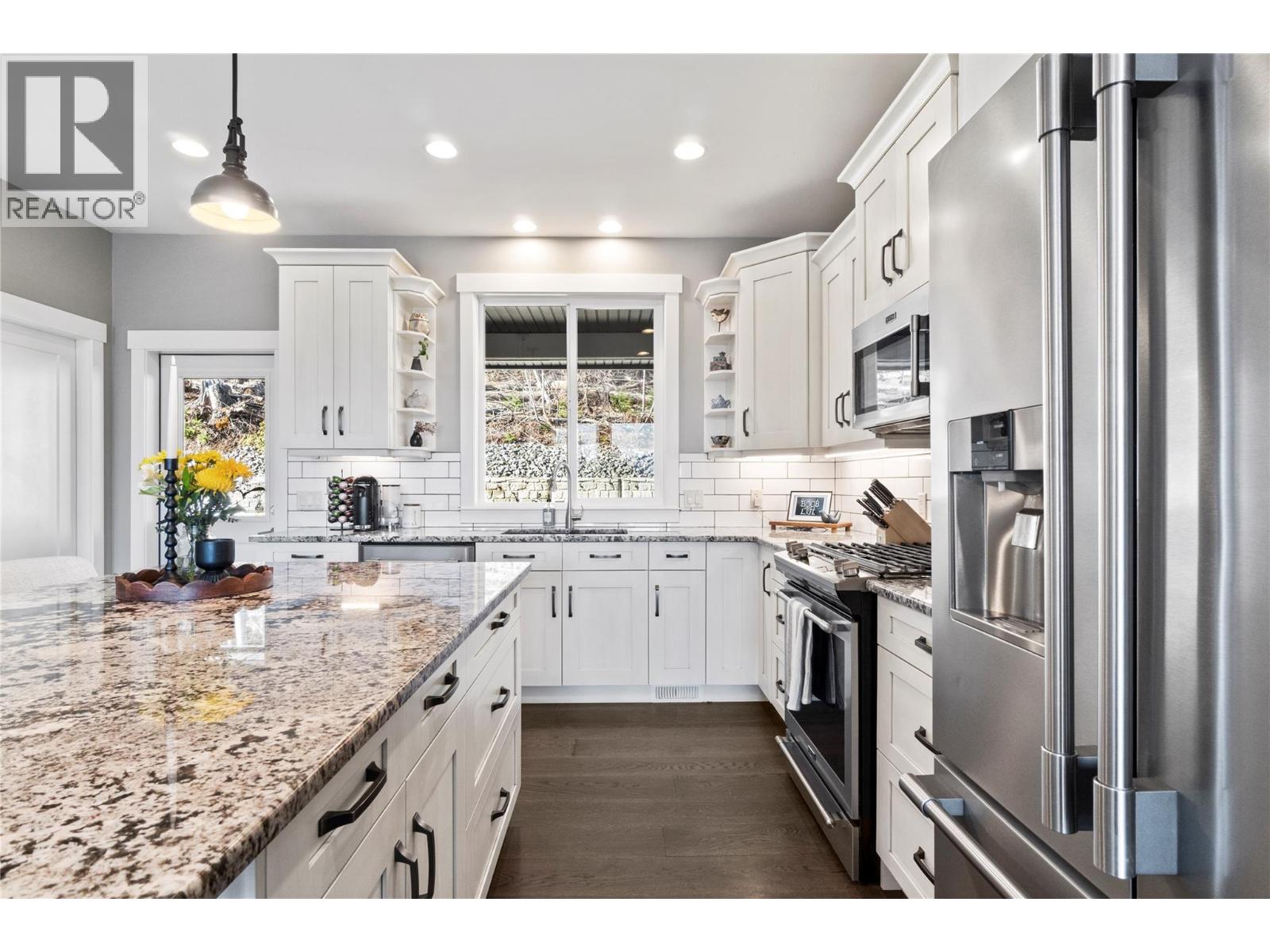  4590 71 Avenue, Salmon Arm