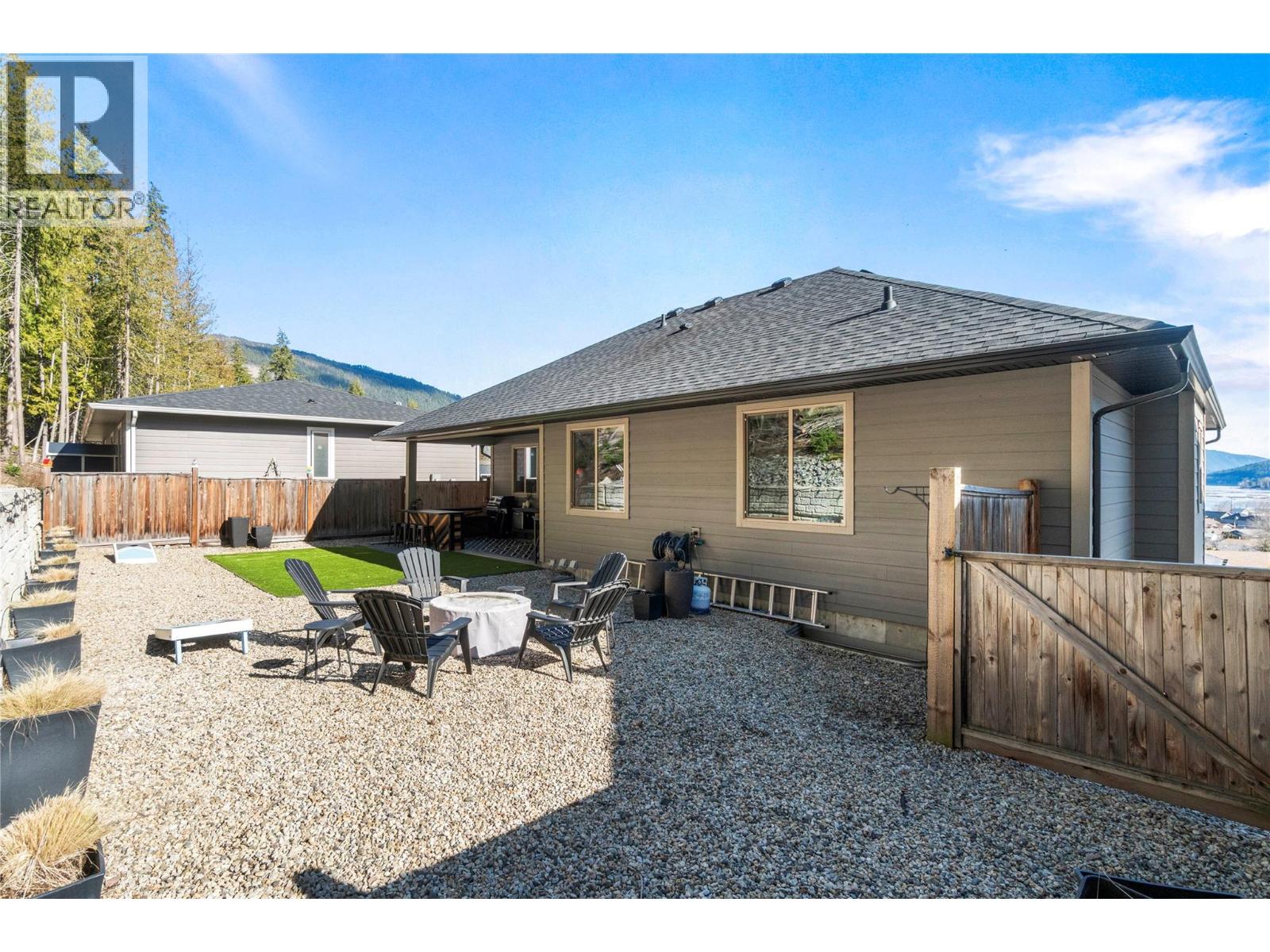  4590 71 Avenue, Salmon Arm