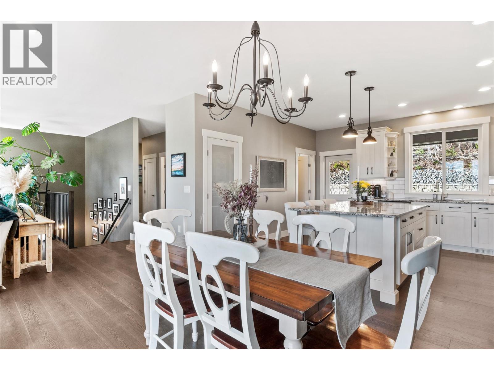  4590 71 Avenue, Salmon Arm