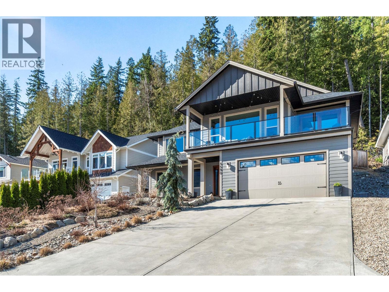  4590 71 Avenue, Salmon Arm