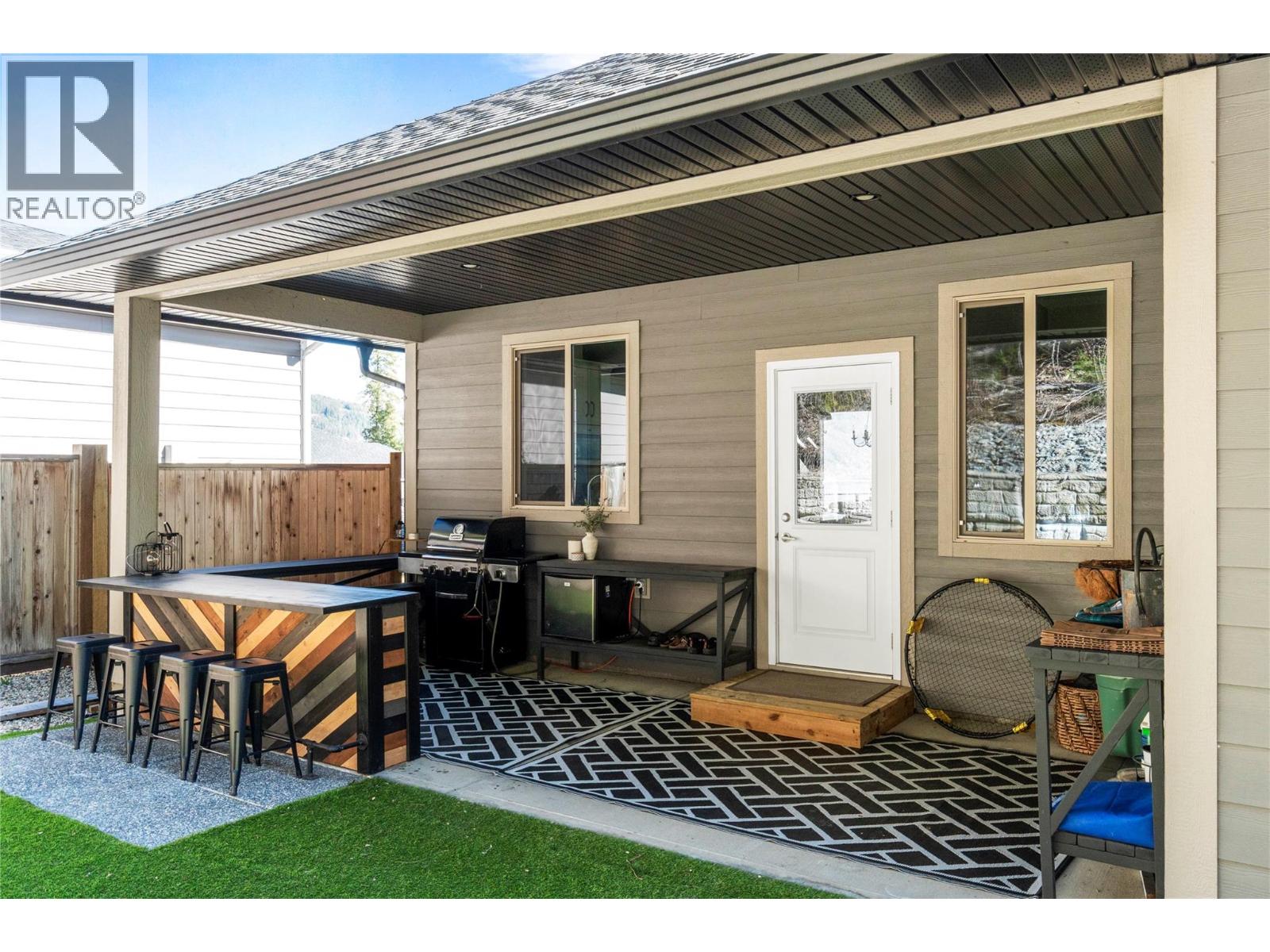  4590 71 Avenue, Salmon Arm