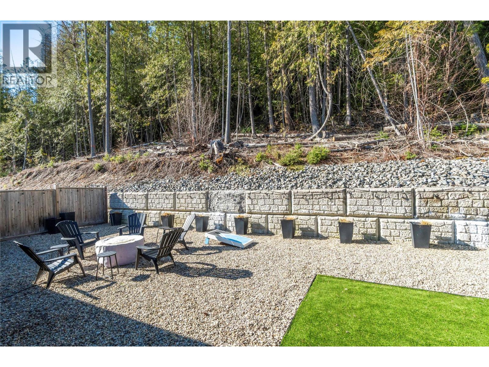 4590 71 Avenue, Salmon Arm