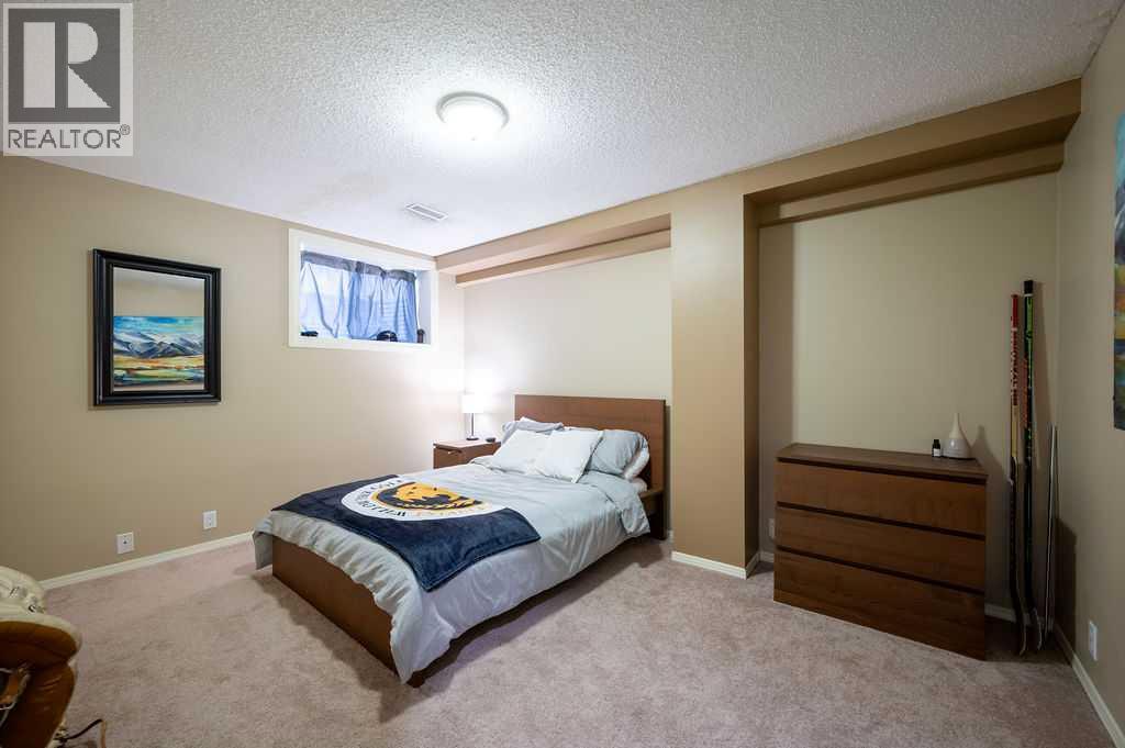 Single Family House Bungalow for Sale in  Mt Gibraltar Heights SE McKenzie Lake Calgary 