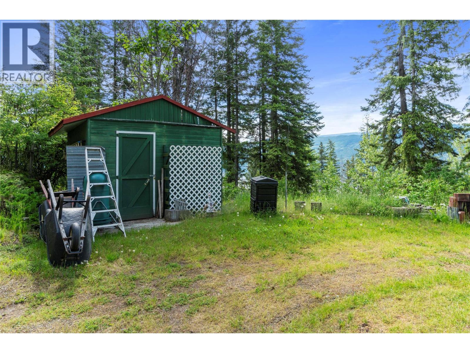  6497 Lindsay Road, Magna Bay