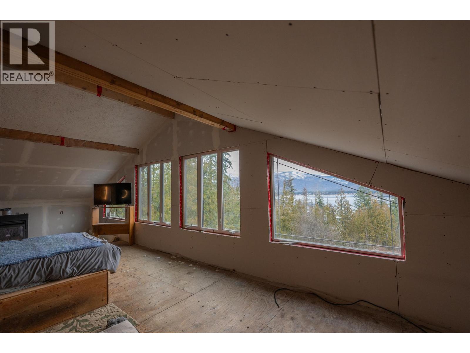 1546 Blind Bay Road, Blind Bay