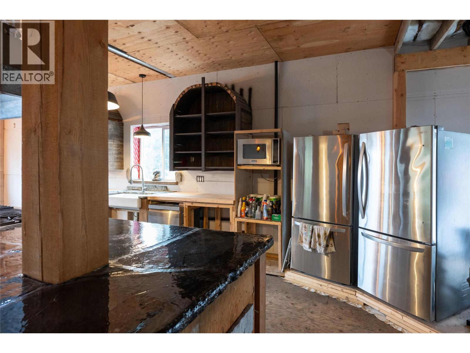 1546 Blind Bay Road, Blind Bay