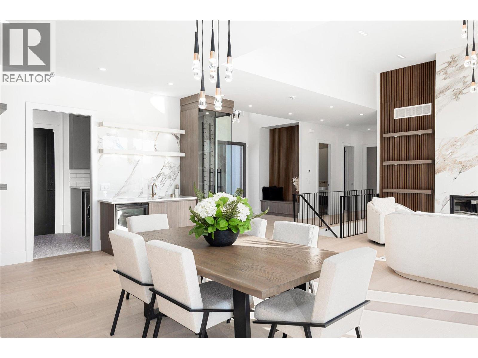 1343 Vineyard Drive - 10