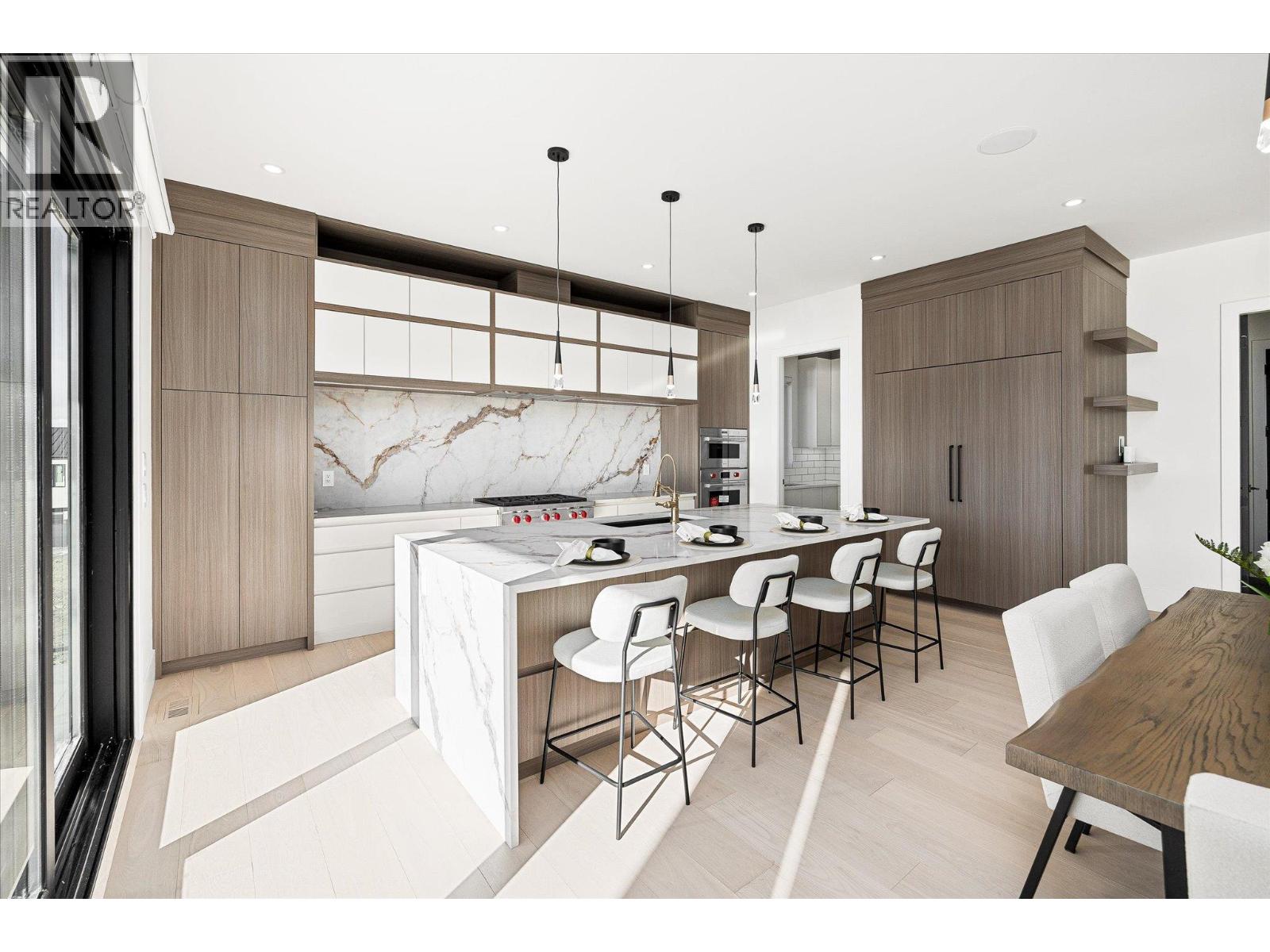  1343 Vineyard Drive, West Kelowna