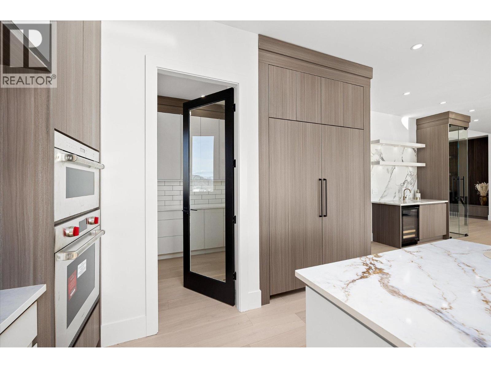 1343 Vineyard Drive - 18