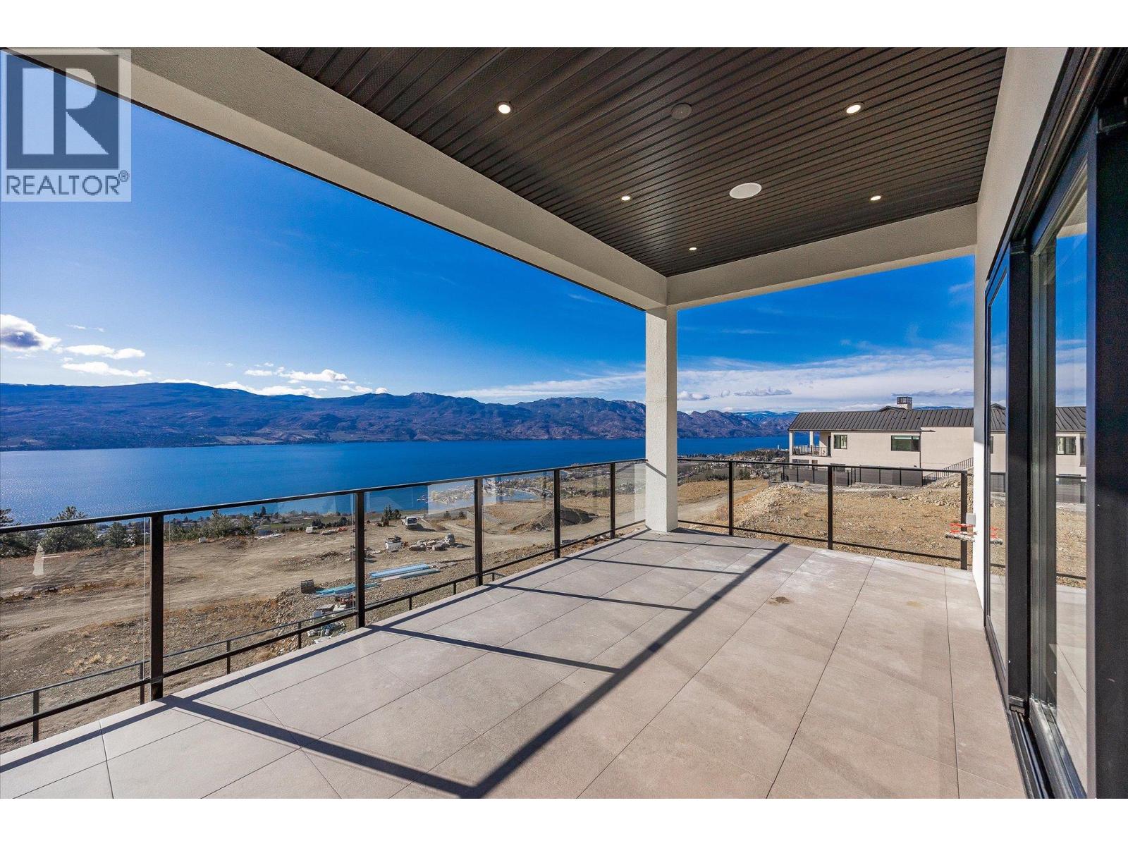  1343 Vineyard Drive, West Kelowna