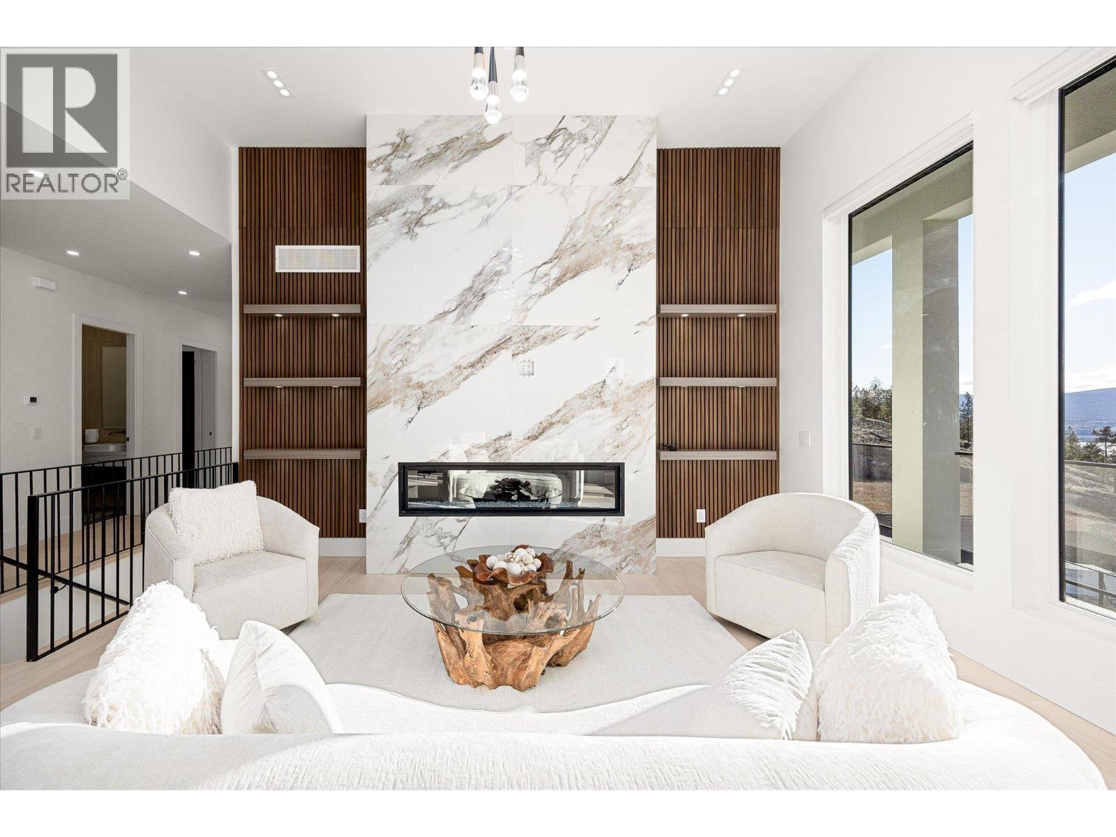  1343 Vineyard Drive, West Kelowna