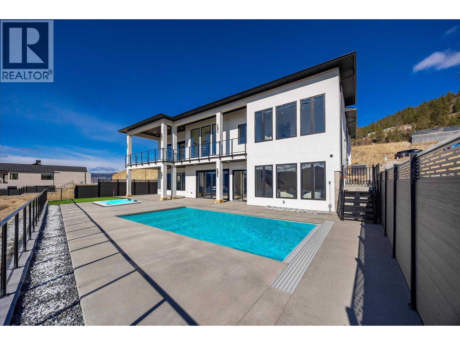  1343 Vineyard Drive, West Kelowna