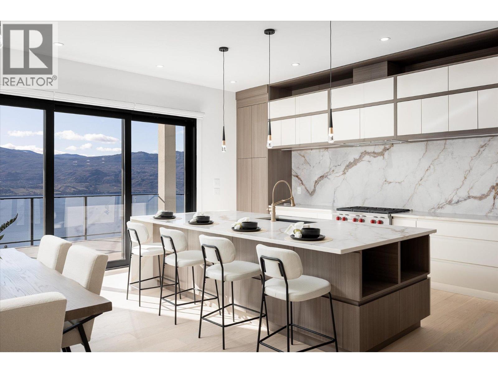  1343 Vineyard Drive, West Kelowna