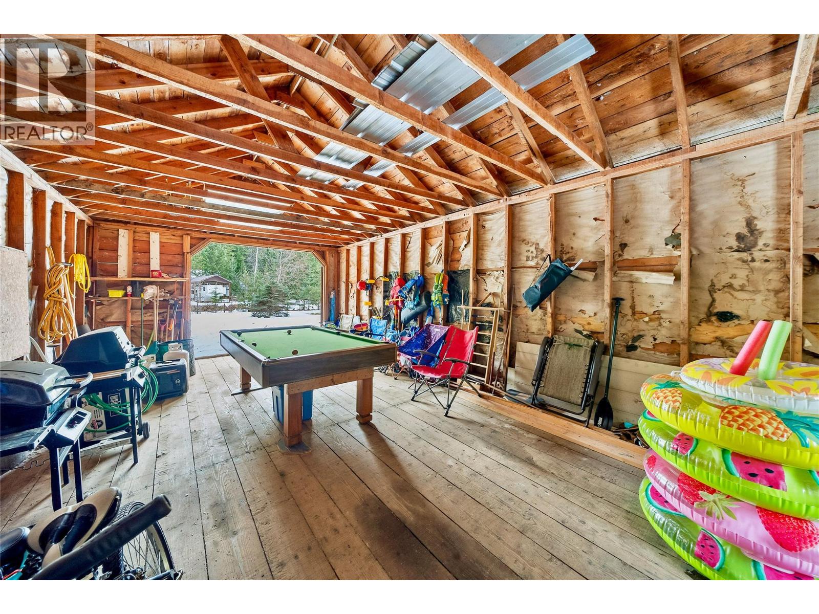  1361 Daniels Road, Seymour Arm