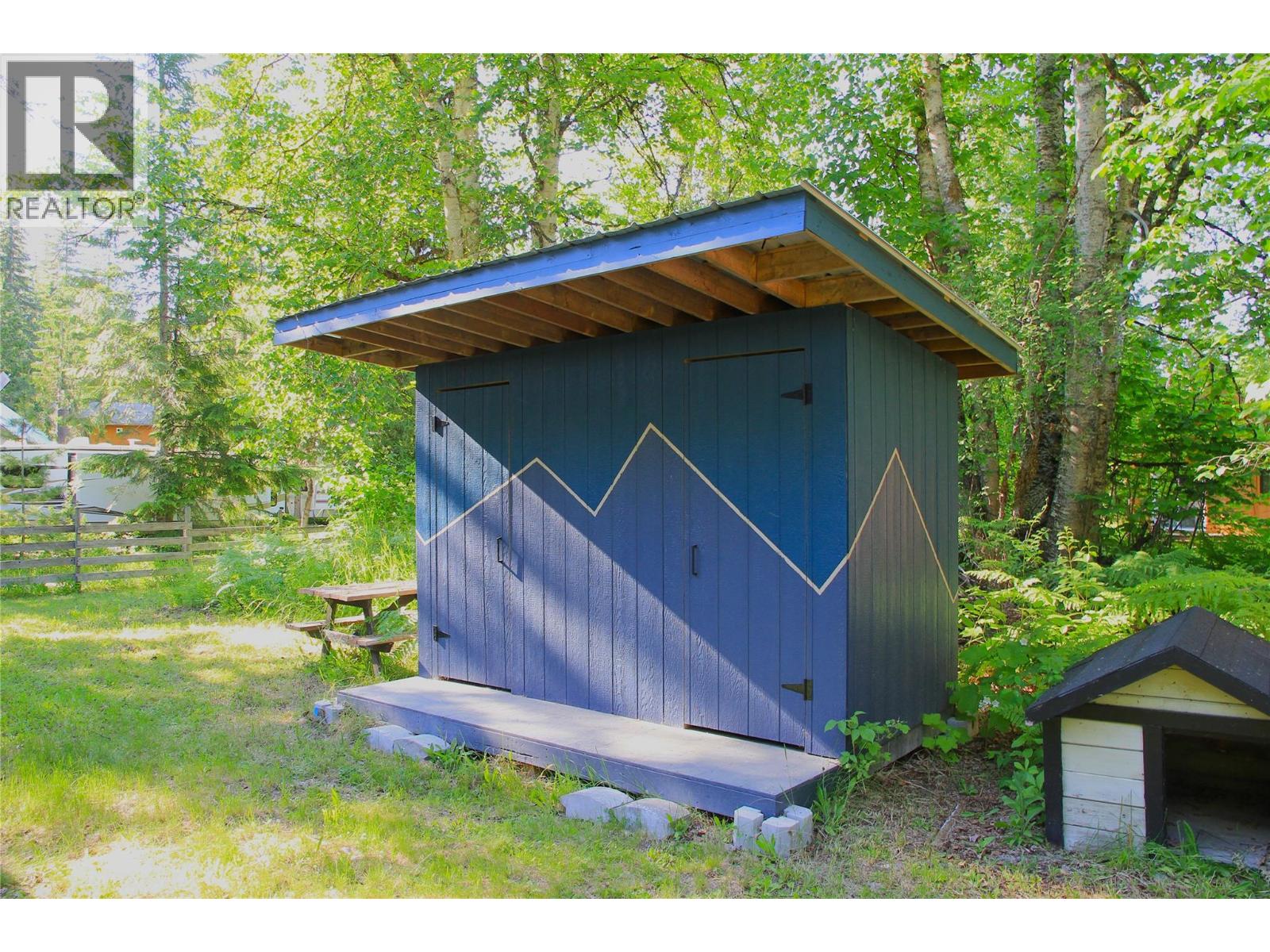  1361 Daniels Road, Seymour Arm