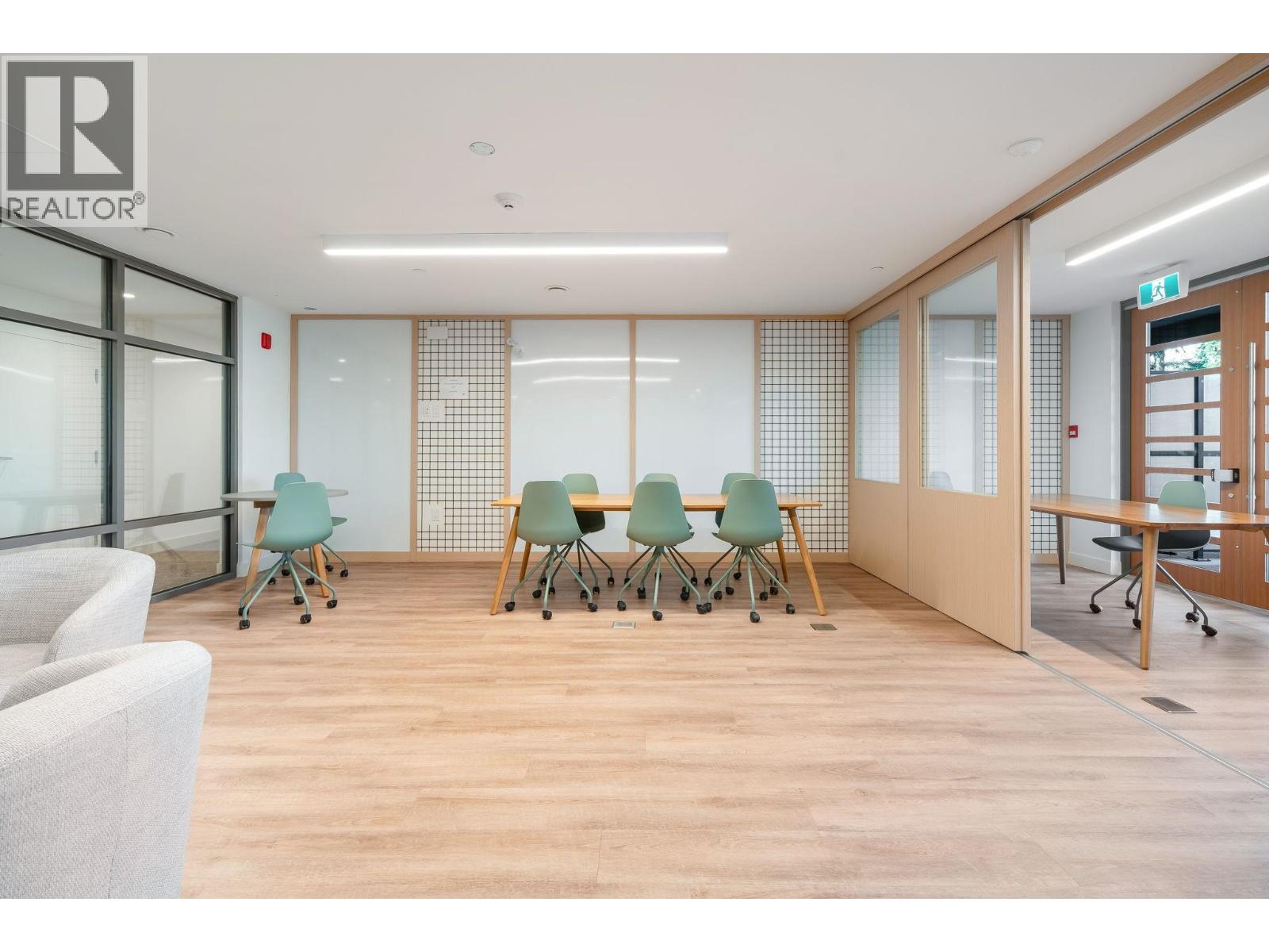 508 721 ANSKAR COURT, Coquitlam