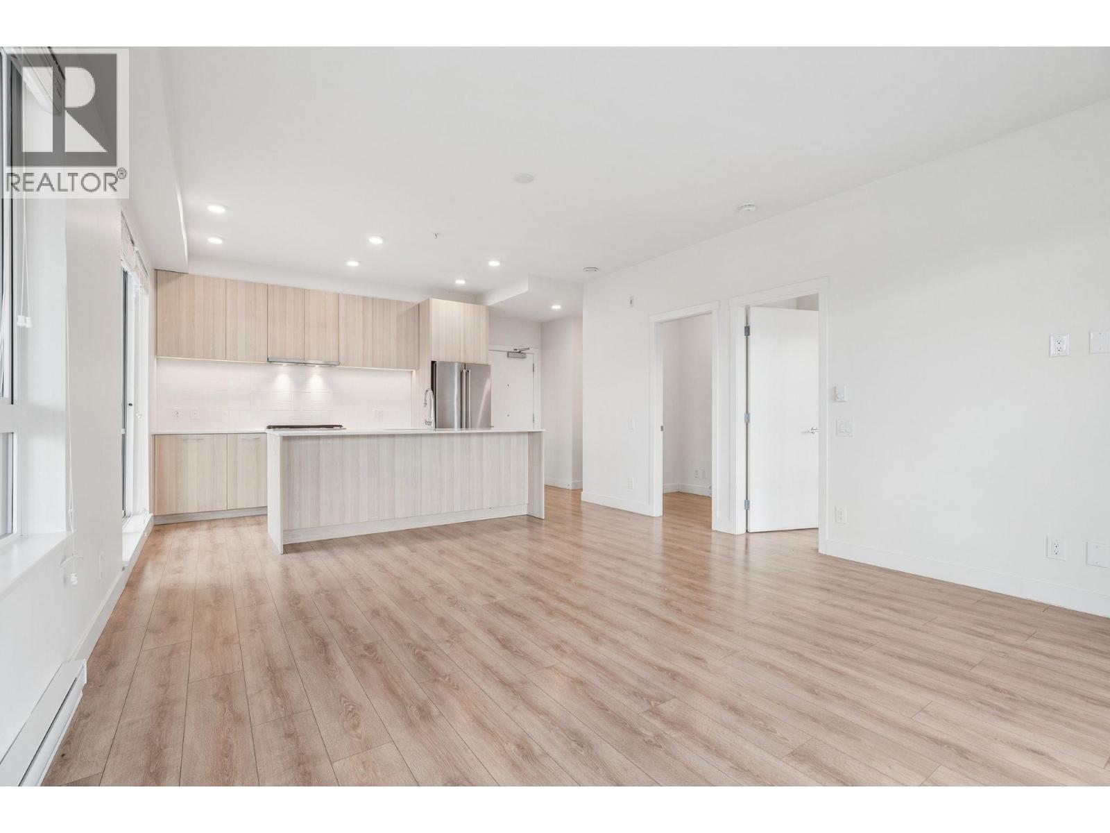 508 721 ANSKAR COURT, Coquitlam