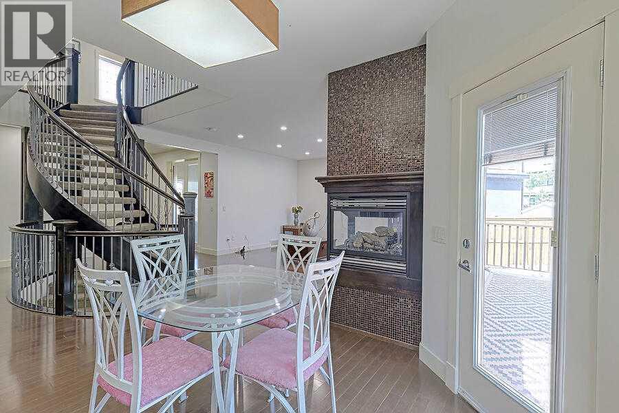 Single Family House for Sale in  Rockcliff Point NW Rocky Ridge Calgary 