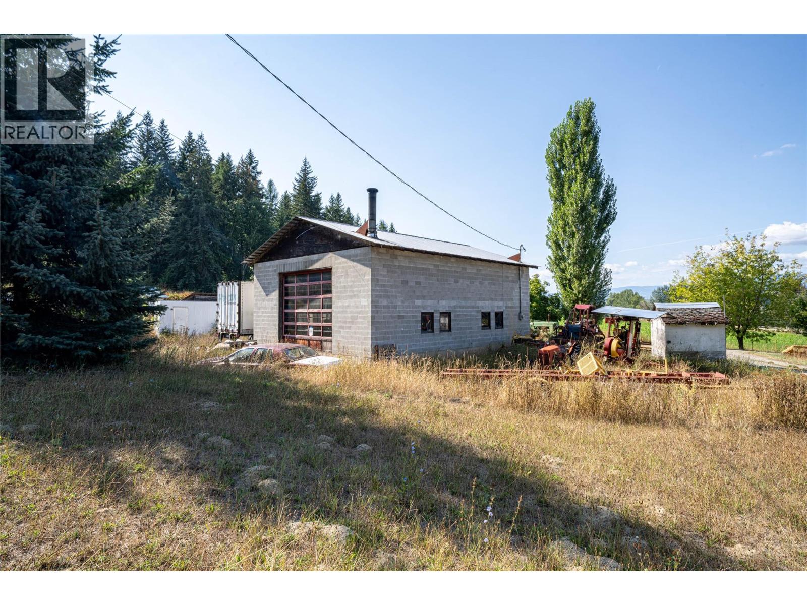 4596 Back Enderby Road - 6