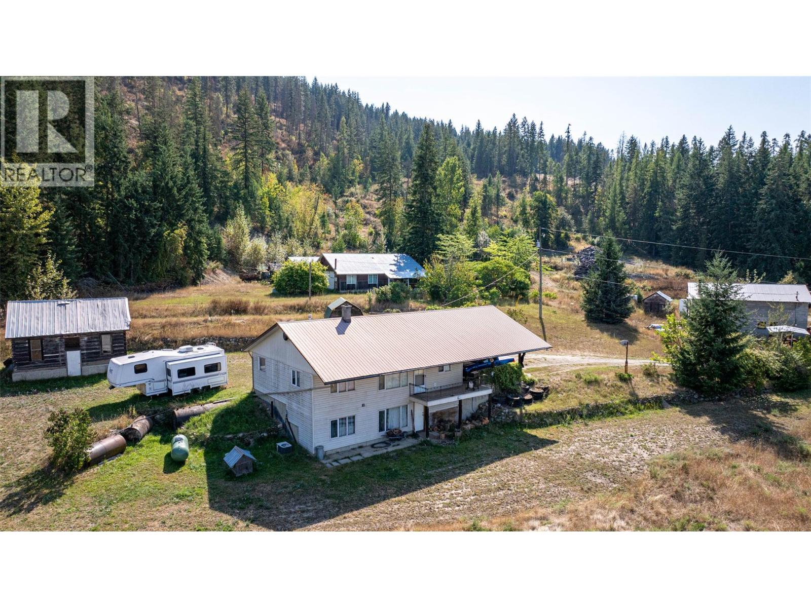 4596 Back Enderby Road - 3