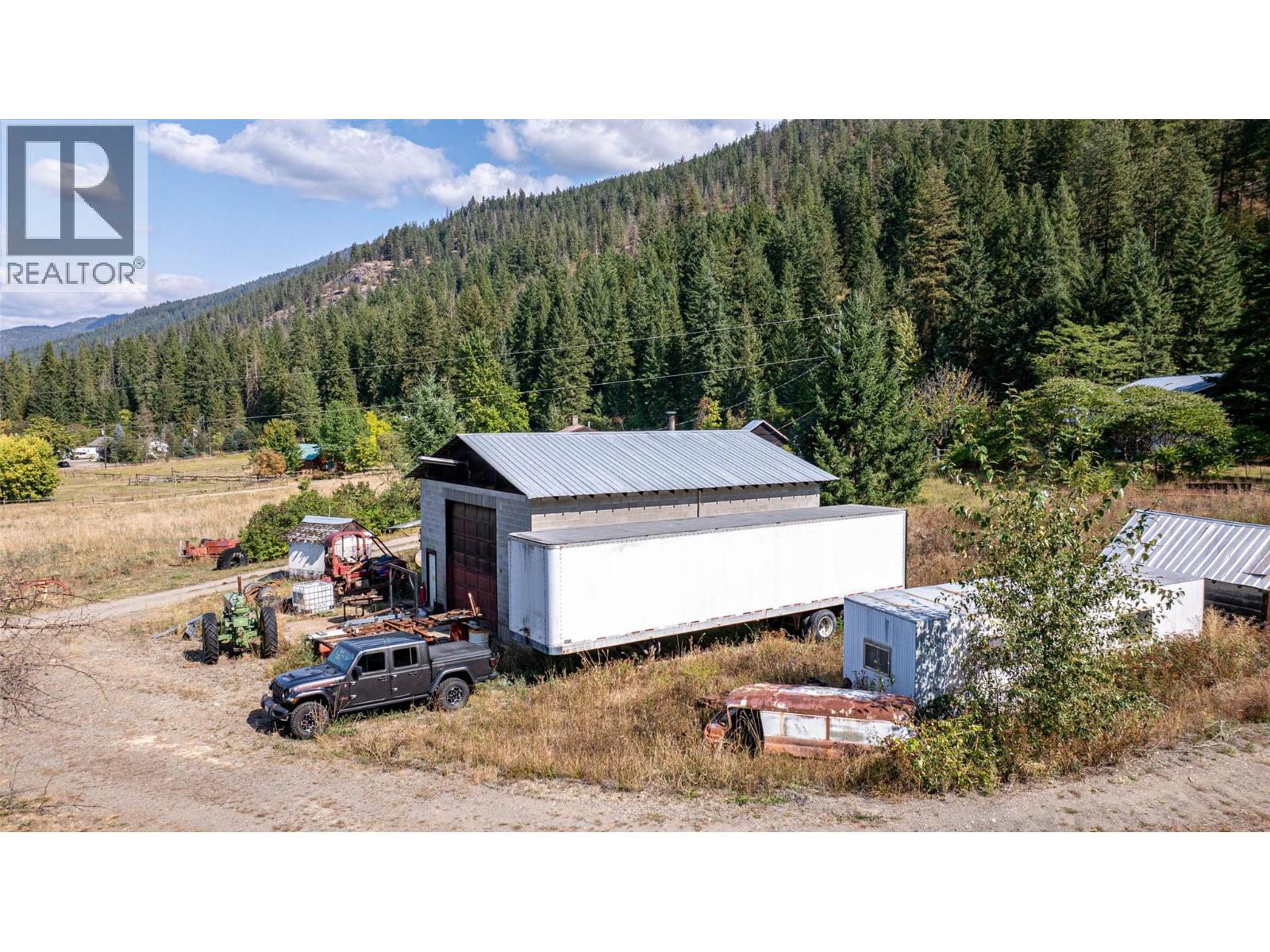 4596 Back Enderby Road - 15