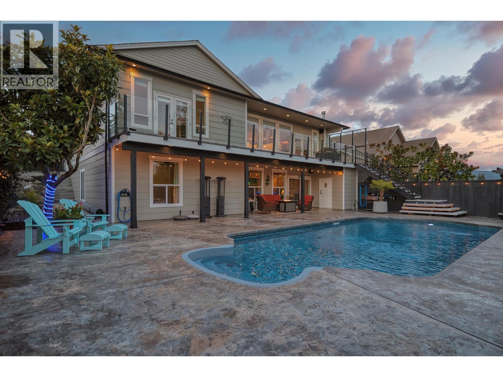 6369 JASPER ROAD, Sechelt