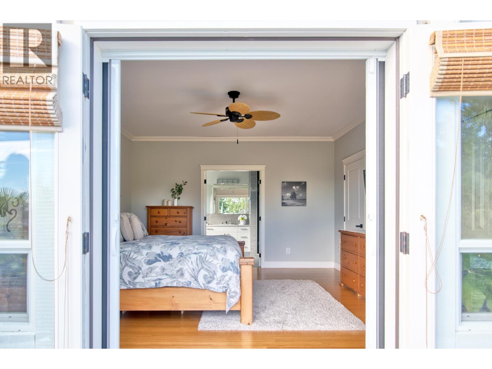 6369 JASPER ROAD, Sechelt