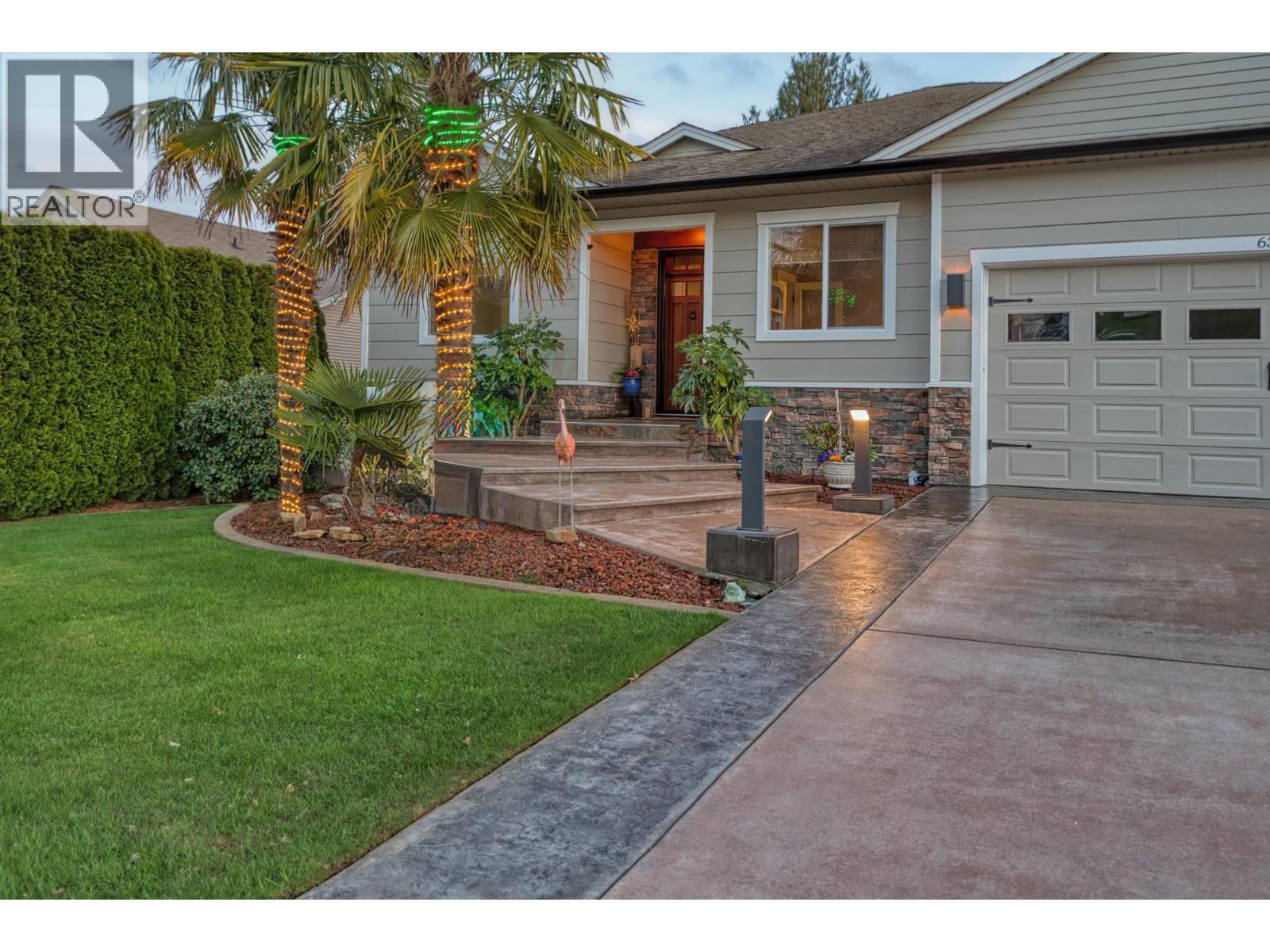 6369 JASPER ROAD, Sechelt