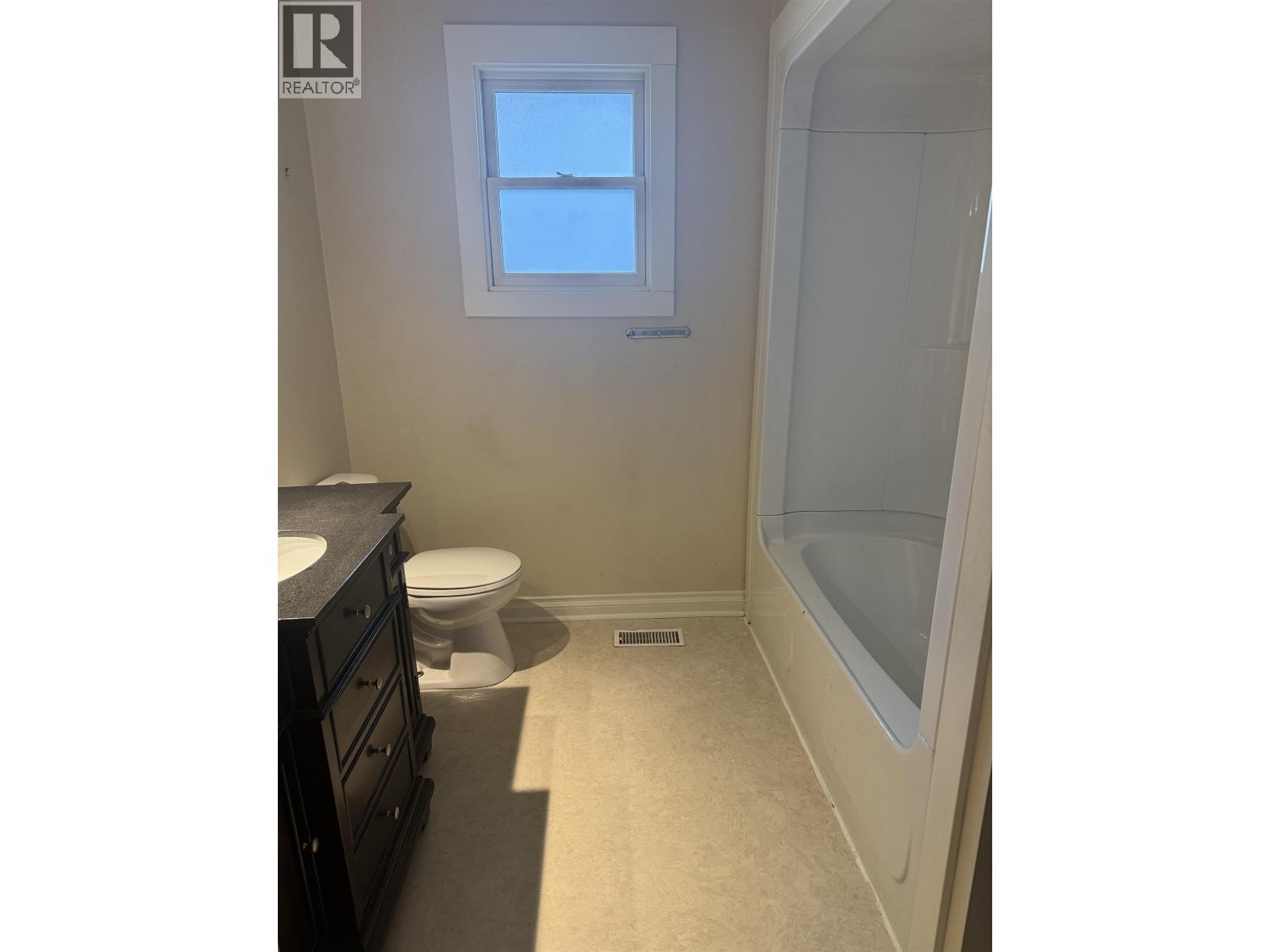 104 NECHAKO DRIVE - 5