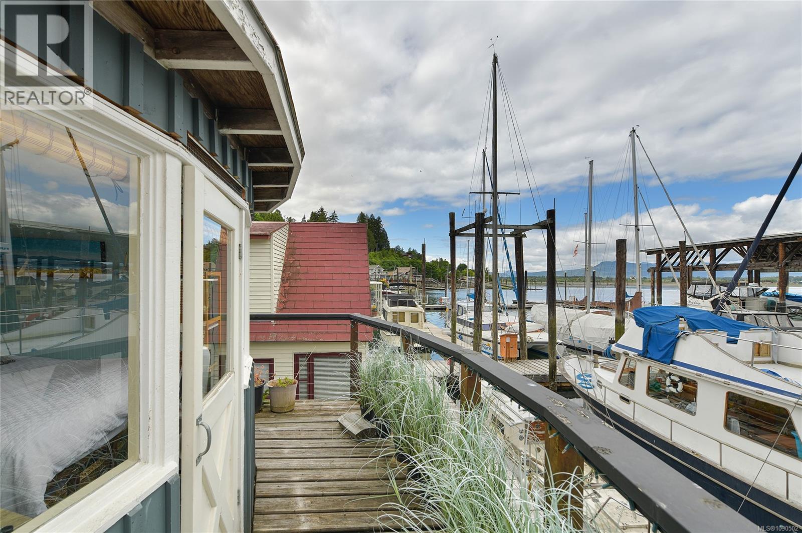 #5 1765 COWICHAN BAY RD - 32