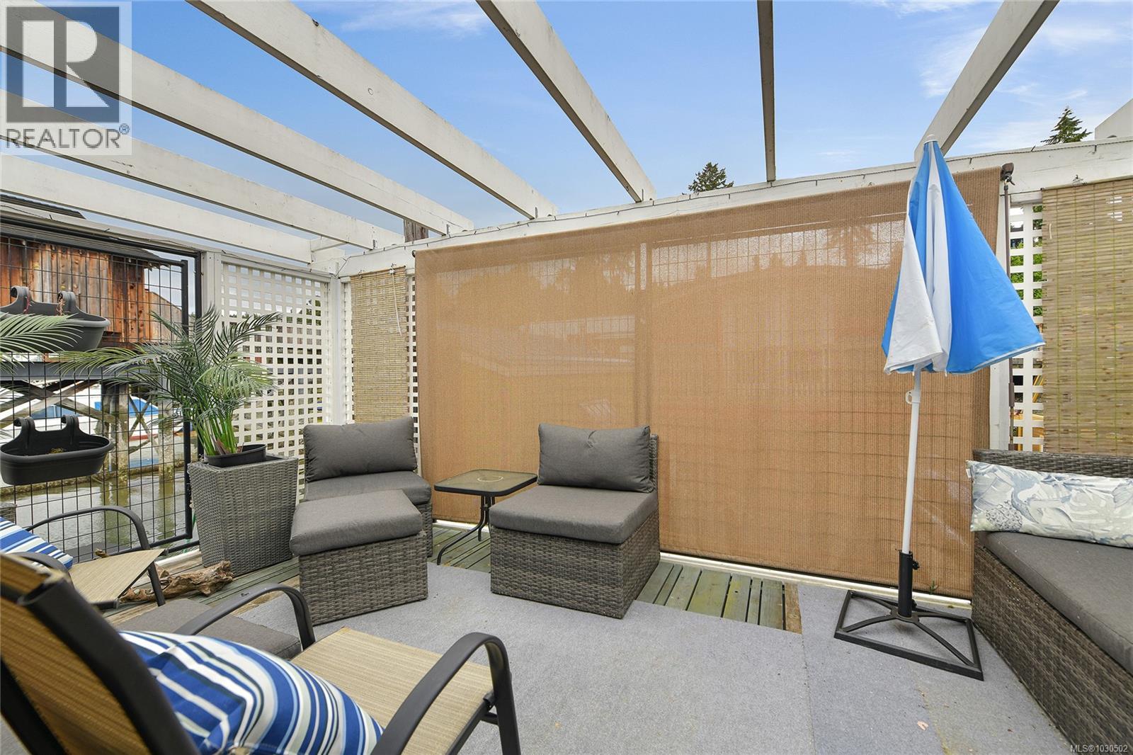 #5 1765 COWICHAN BAY RD - 37